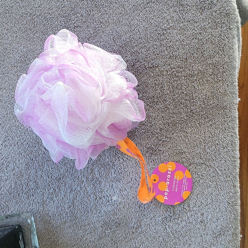 BATH POUF